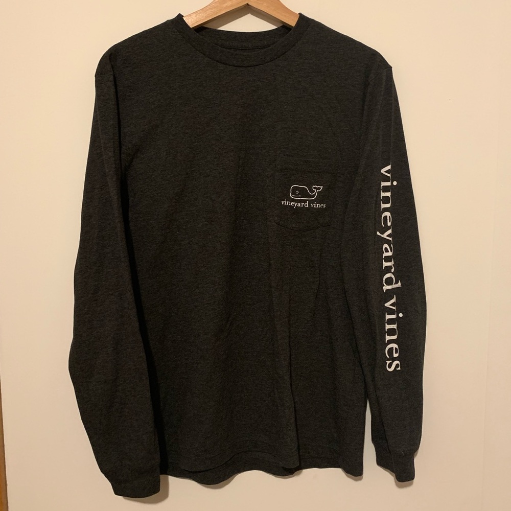NWOT Classic Gray Vineyard Vines Longsleeve Tee
